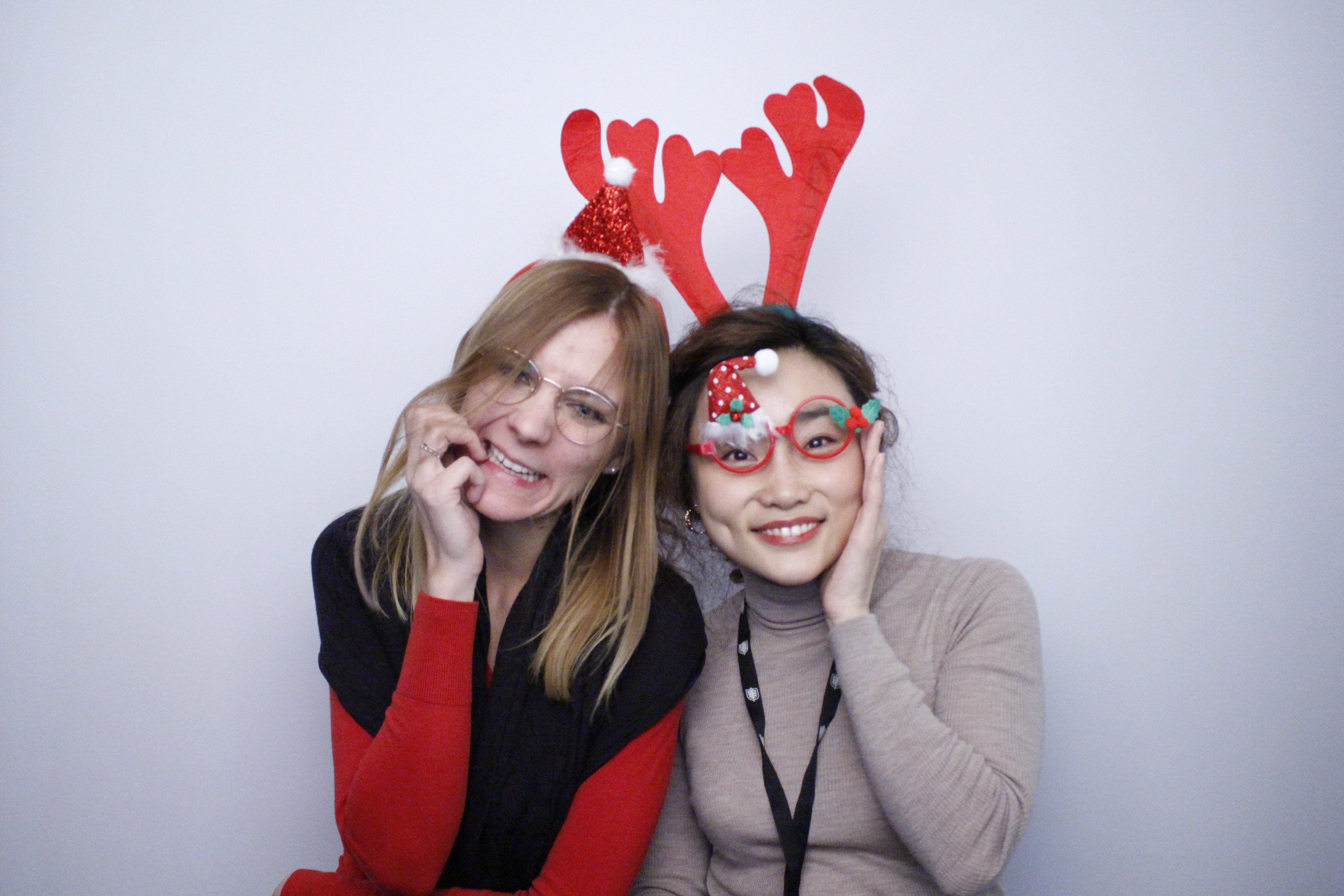 Hult EMBA Year 1 Christmas Dinner | View more photos from the event at gallery.myphotoboothexperience.co.uk/u/MyPhotoBoothExperienceLtd/Hult-EMBA-Year-1-Christmas-Dinner